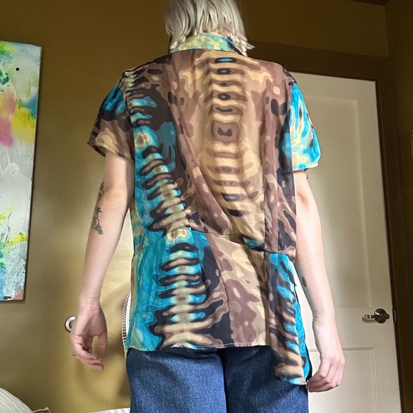 Funky Button Down Top - Picture 4 of 8